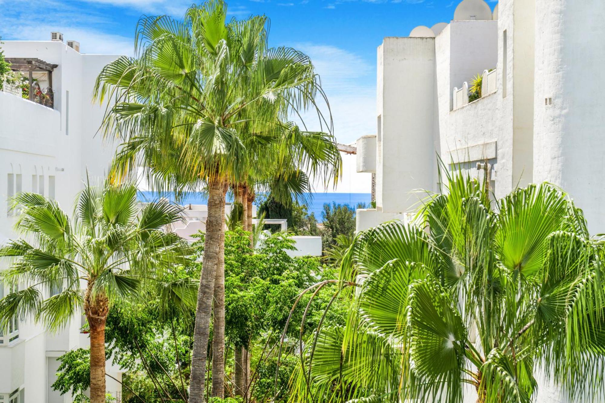 Apartment Real Golden Mile - 3 Bedroom *